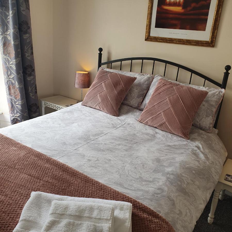 Pendyffryn Manor Bed & Breakfast Little Haven Exterior foto