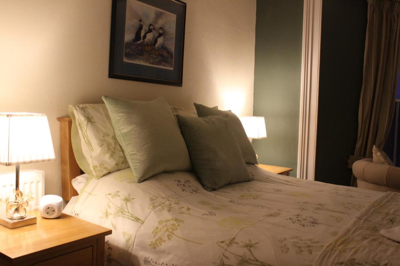 Pendyffryn Manor Bed & Breakfast Little Haven Exterior foto